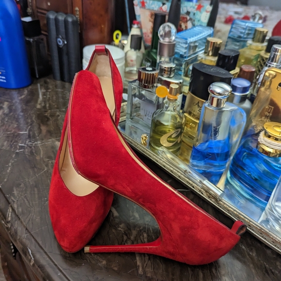 Shies - Picture 2 of 6